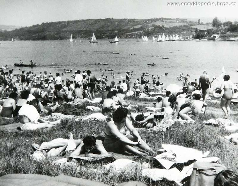 Brněnská přehrada v roce 1964 Brněnská přehrada v roce 1964