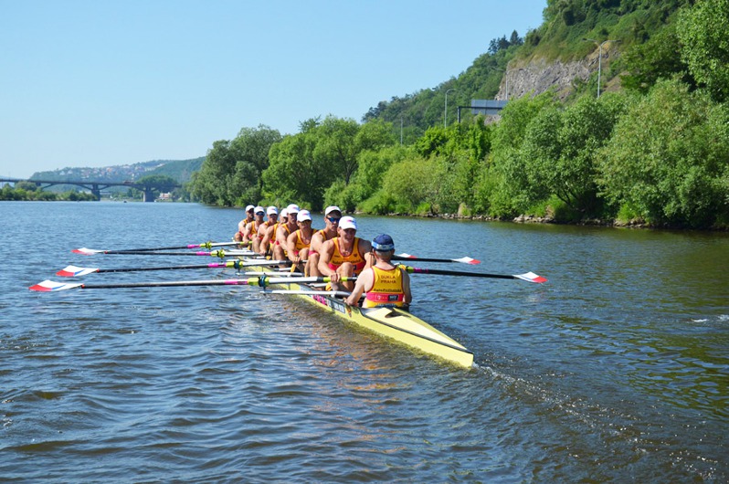 Vítězná osma Dukly loni při tréninku (Foto Zdeněk Paroulek)