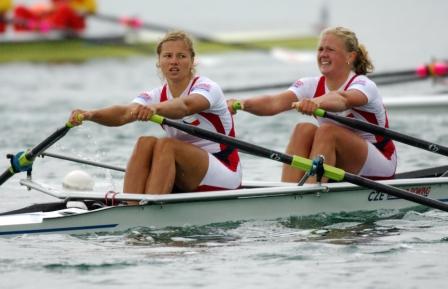 Jitka Antošová a Gabriela Vařeková v březnovém čísle World Rowing e-Magazine