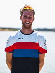 Adam KULHÁNEK